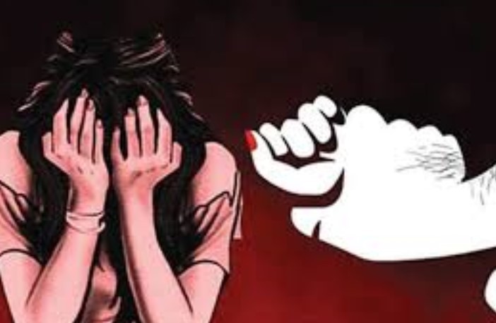 মাদারীপুরে কলেজ ছাত্রীকে ধর্ষণের অভিযোগে যুবক গ্রেপ্তার